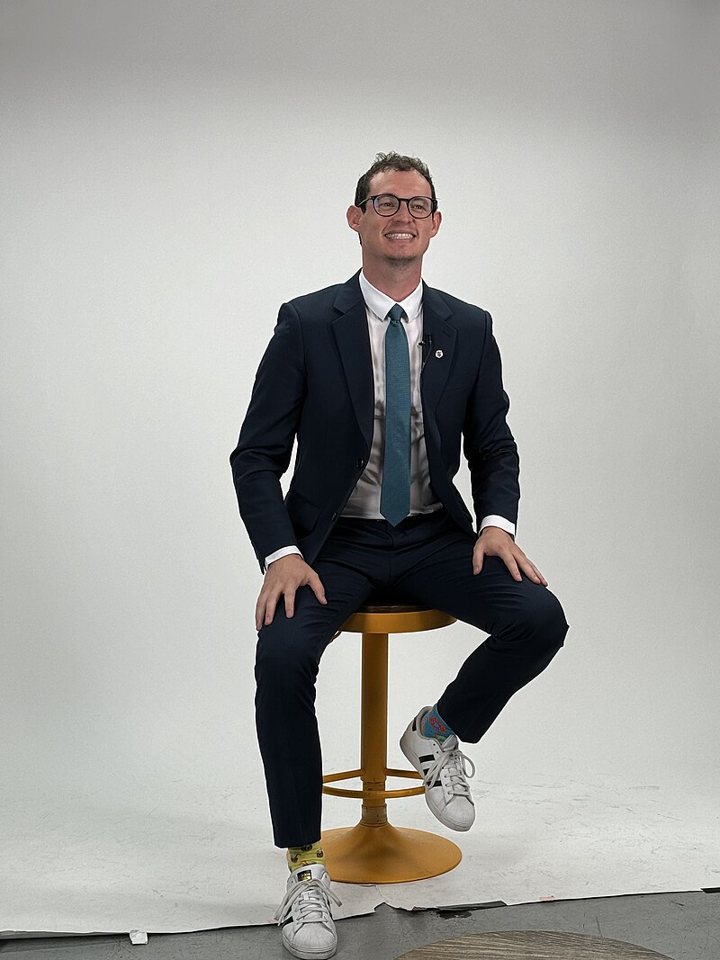 Monsieur Prof / 2025-